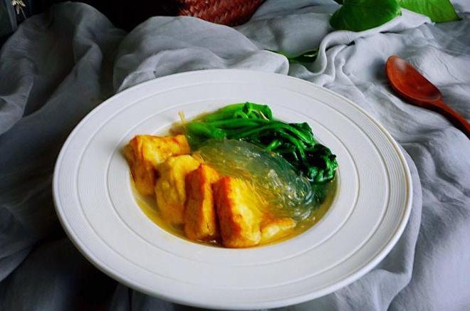 菠菜粉丝豆腐汤