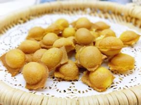 还可以掰开吃哈！宝贝一口一个，一会就吃完了！无比的成就感！(^_^)