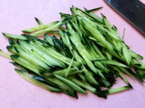 黄瓜切丝