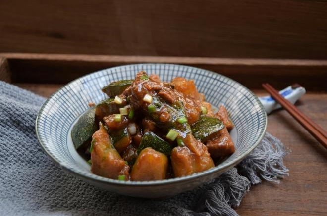 黄豆酱南瓜烧肉