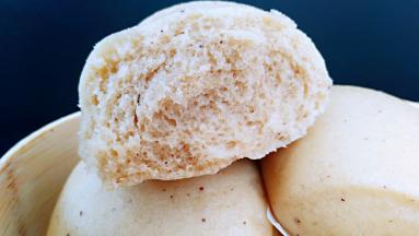 断火后在闷5分钟，以防馒头遇冷收缩。