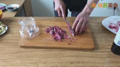 将金华火腿切片