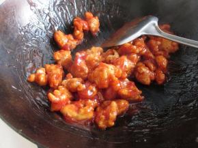 翻拌均匀即可关火，其实不用加热也是很棒的。