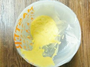 面糊倒入裱花袋