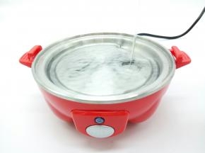 煮蛋器添上适量的水，