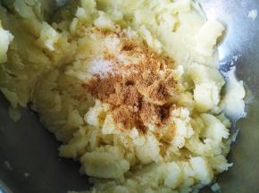 加入盐和十三香