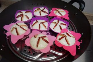 发酵到1.5倍大就冷水蒸，如果你发两倍大以上就要用开水上汽马上蒸