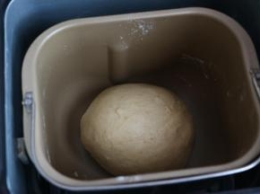 选择揉面程序，揉至完全扩展阶段。