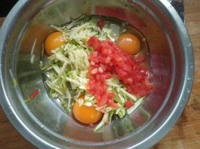 蔬菜入碗