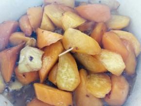 时间差不多了用牙签戳一下，可以到底就熟了