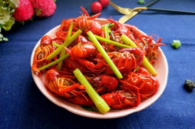 麻辣小龙虾