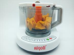 容器加上南瓜块，大人也要一起吃的话，可以对加一点，