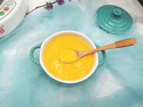 小家伙都来不及要吃了