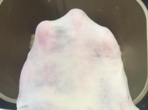 揉好的面团可以撑出手套膜即可