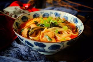 香喷喷的一碗爱心面就做好了，宝宝超爱吃。