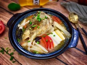 这条是长江的野生鱼，特别鲜美