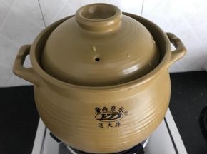 大火烧开转中小火煮40分钟左右