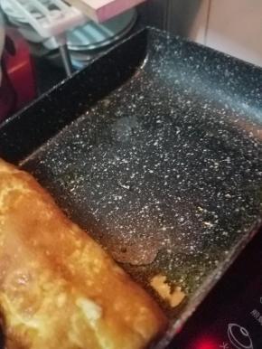 再加入一点点植物油。