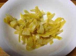 取出挤净水分