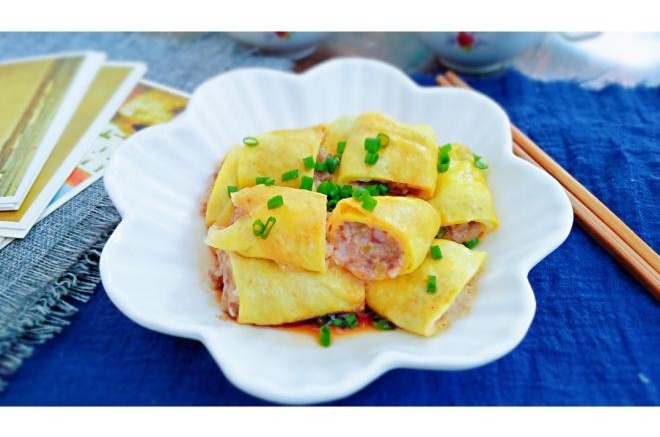 蒸鲜虾肉卷