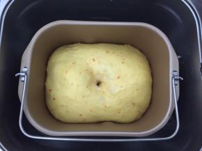 发酵至两倍大，戳洞不回缩即可