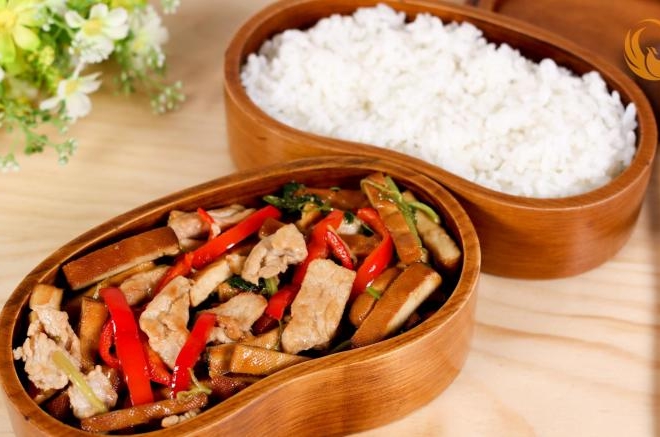 香干肉片饭