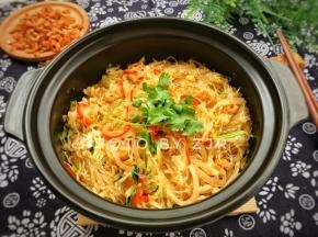 煮好后，撒点䓤花香菜就可以大口任性吃啦！