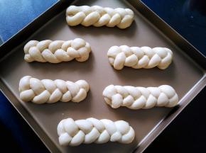 摆入烤盘，开始发酵