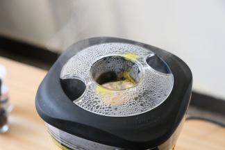 制作完成，看，在冒水蒸气呢;