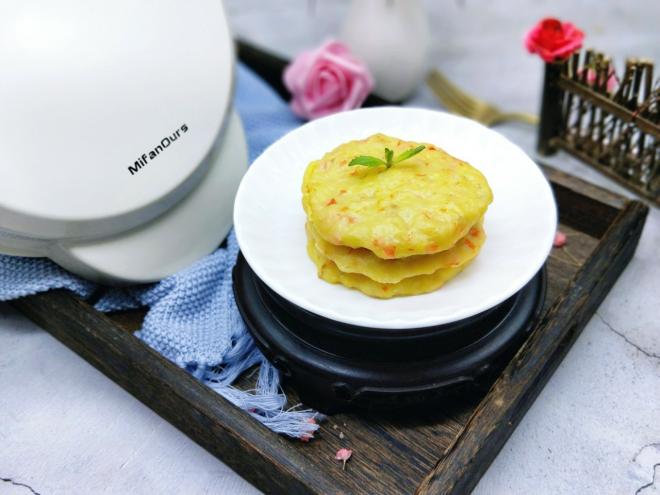胡萝卜鳕鱼饼#华夫机器版#