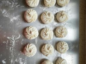 全部包好，盖保鲜膜醒发20-30分钟