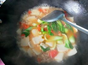 放入鸡精，可以出锅啦！