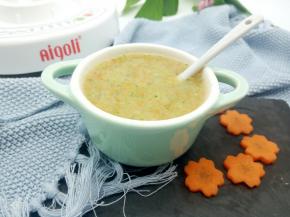 今天侄女来我家，这是给她准备的，一口一口，吃的欢着呢！