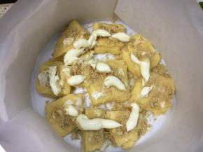 再挤上一层沙拉酱