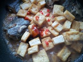 放一勺蚝油。