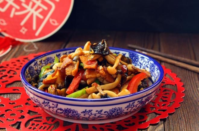 腊肉炒和菜