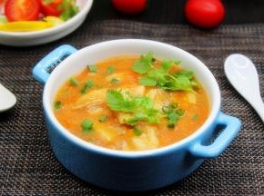 肉嫩香滑无骨，汤汁清香、酸甜可口，美味出锅