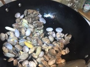 速度放入蛤蜊