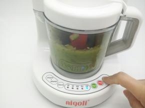 插好电源，按启动键，再按搅拌键，10秒就可以，是不是很快，