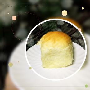 可以享用餐包了！这款餐包不是很甜哦！