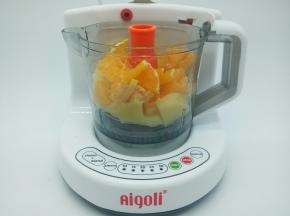 放入橙子块，盖好盖子