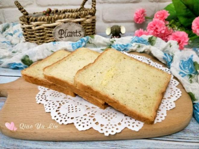 红龙果椰蓉吐司