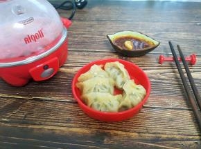 蒸好的成品图！边来点红油辣子腊八蒜醋酱沾，完美