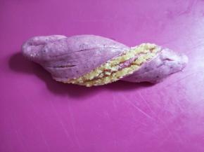 捏住两头转2圈。