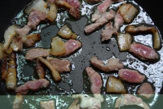 再放入瘦的煎熟