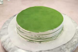 压好的千层蛋糕