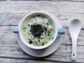 撒上黑芝麻核桃粉就可以咯