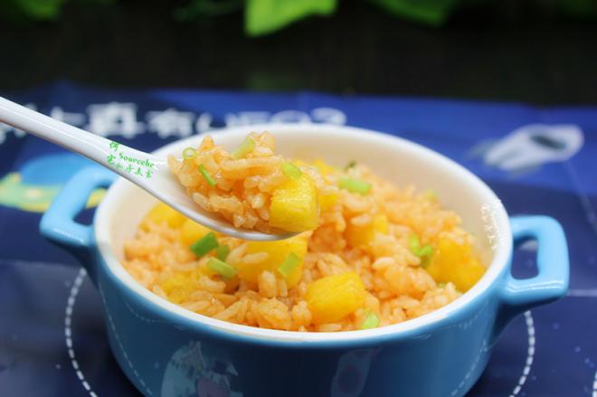 菠萝炒饭