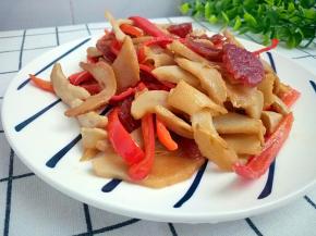 美味的笋干腊肠。