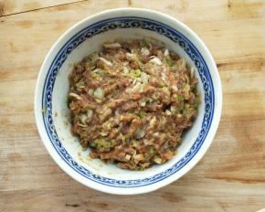 混合搅拌均匀。